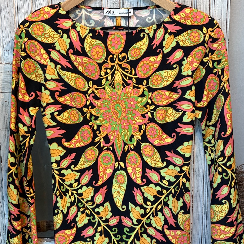 Zara Black and Orange Floral Dress Flare Sleeves Open Back Size XS NWT - Picture 4 of 10